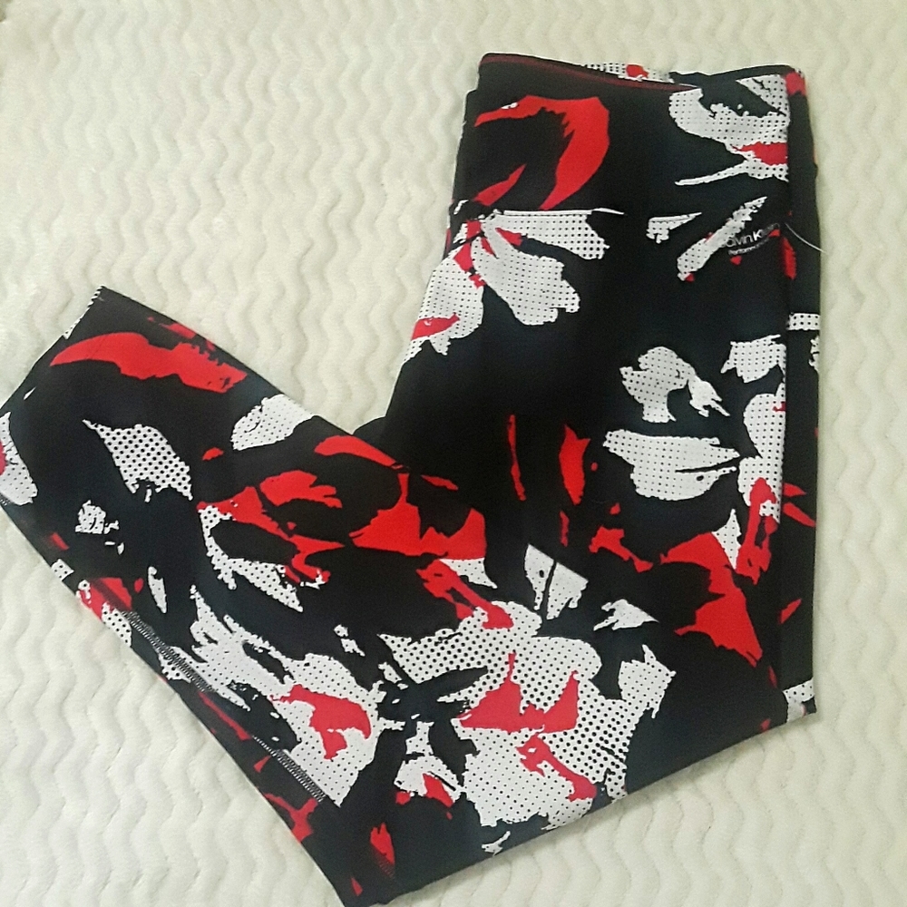 NEW calvin klein leggins cortos  size L